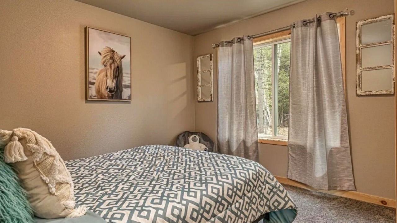 Photo of Bedroom in Minocqua