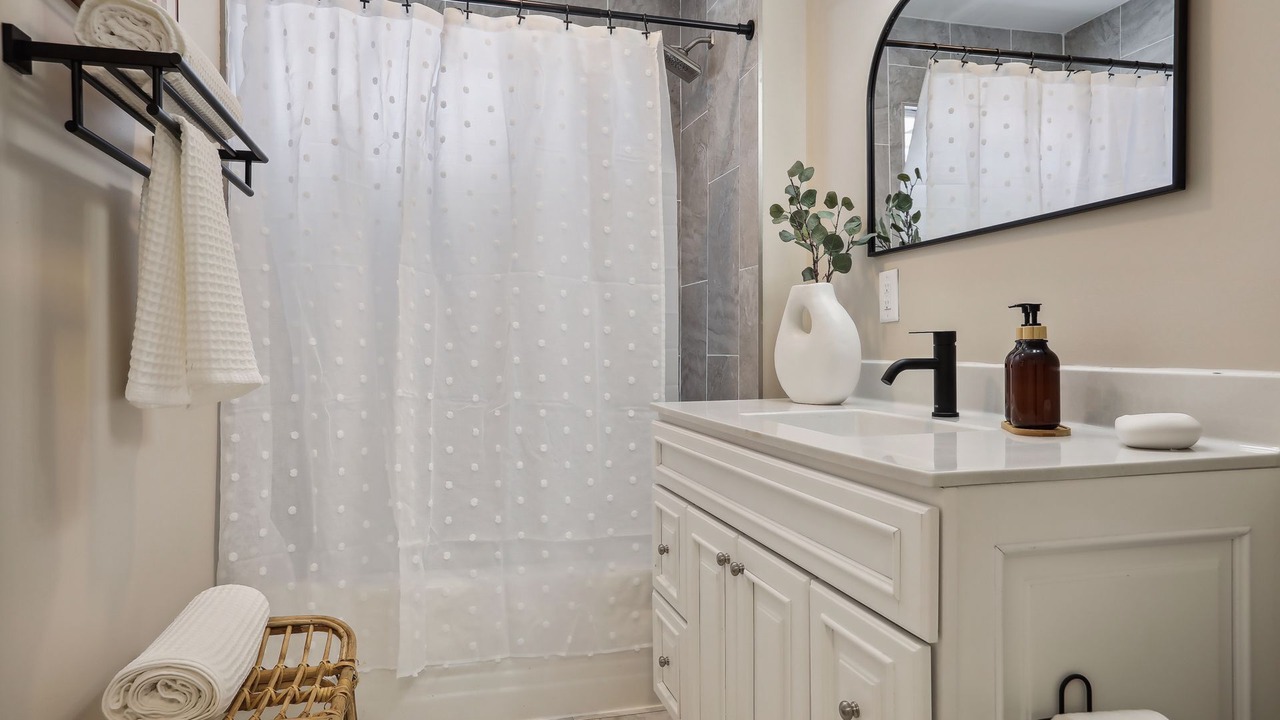 Photo of Bathroom in Richfield