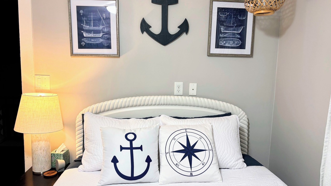 Photo of Bedroom in Lake City