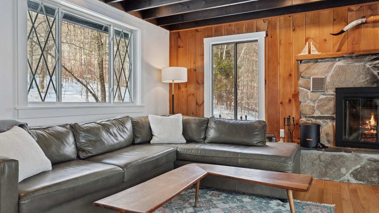 Photo of Livingroom in West Hartford