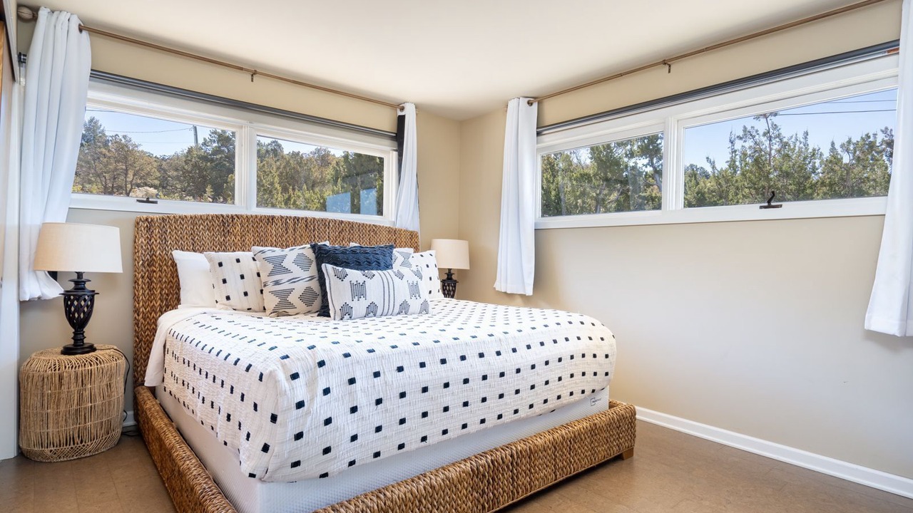 Photo of Bedroom in Northeast Santa Fe