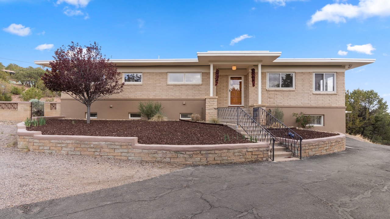 Photo of Outdoor in Northeast Santa Fe