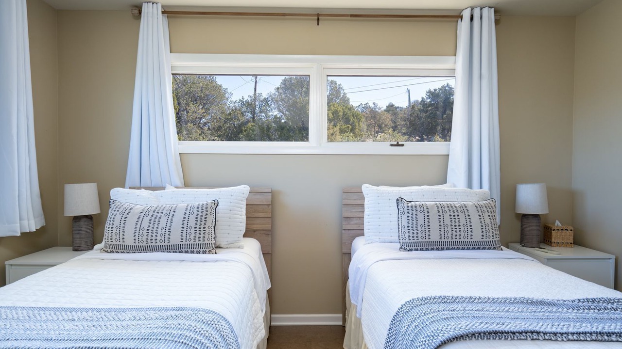 Photo of Bedroom in Northeast Santa Fe