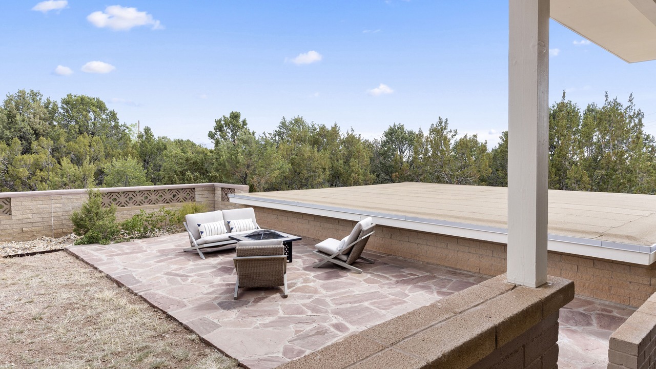Photo of Patio Balcony in Northeast Santa Fe
