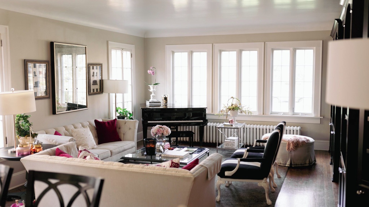 Photo of Livingroom in Macalester - Groveland