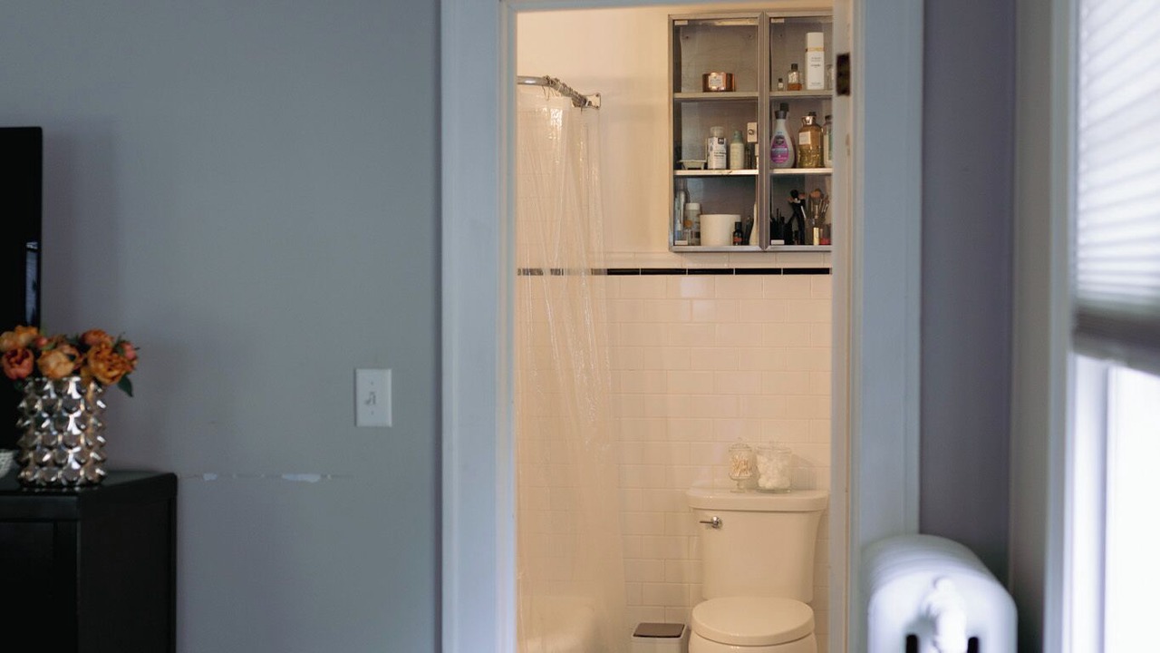 Photo of Bathroom in Macalester - Groveland