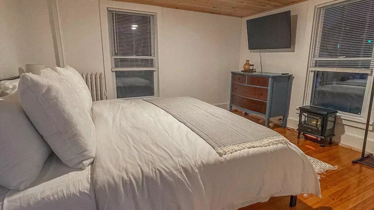 Photo of Bedroom in Saranac Lake