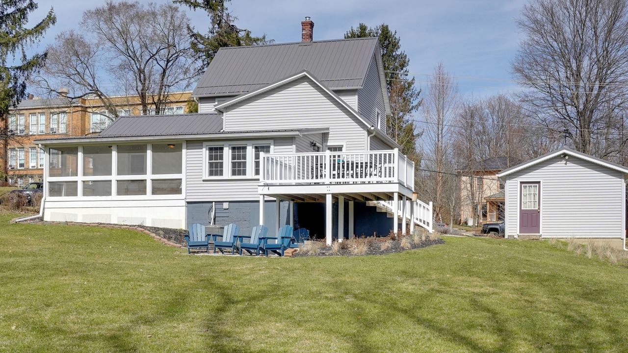 Photo of Outdoor in Gambier