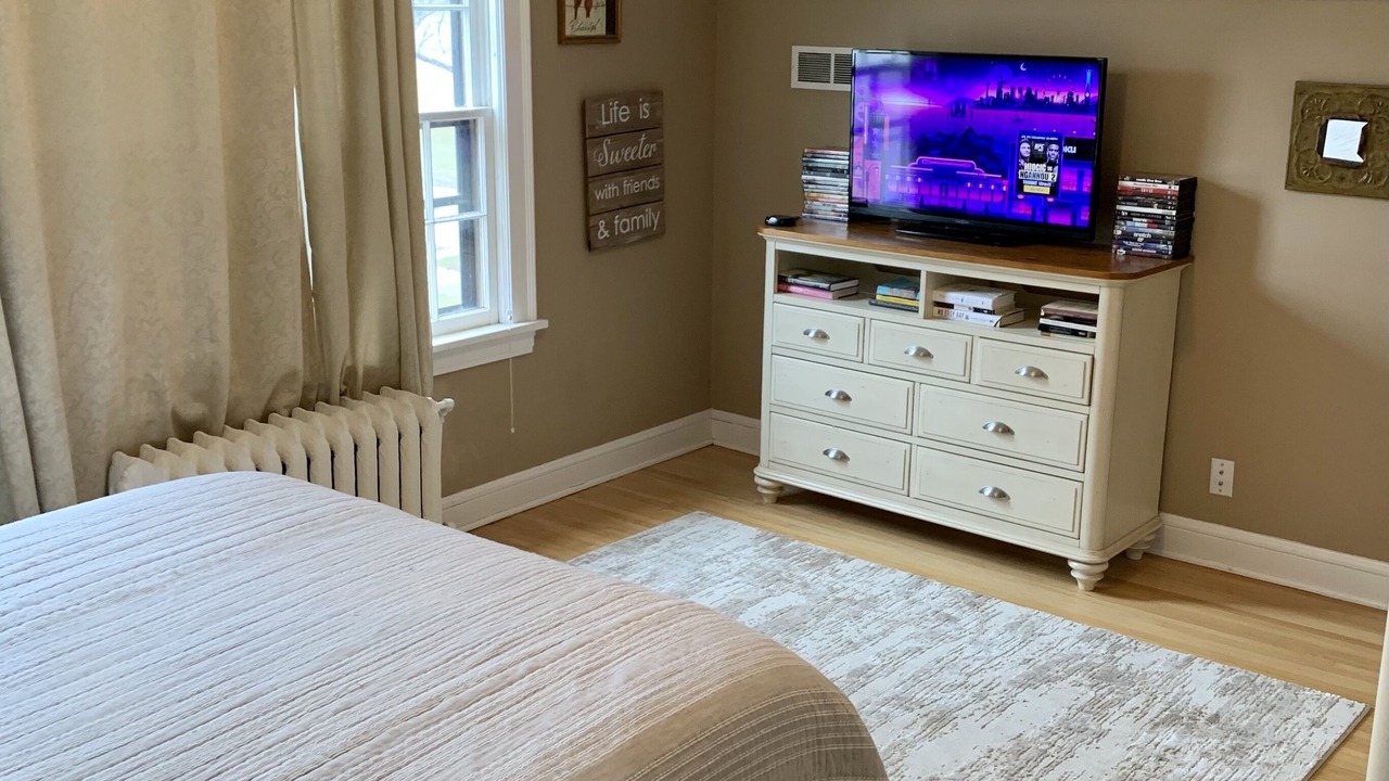 Photo of Bedroom in Robbinsdale