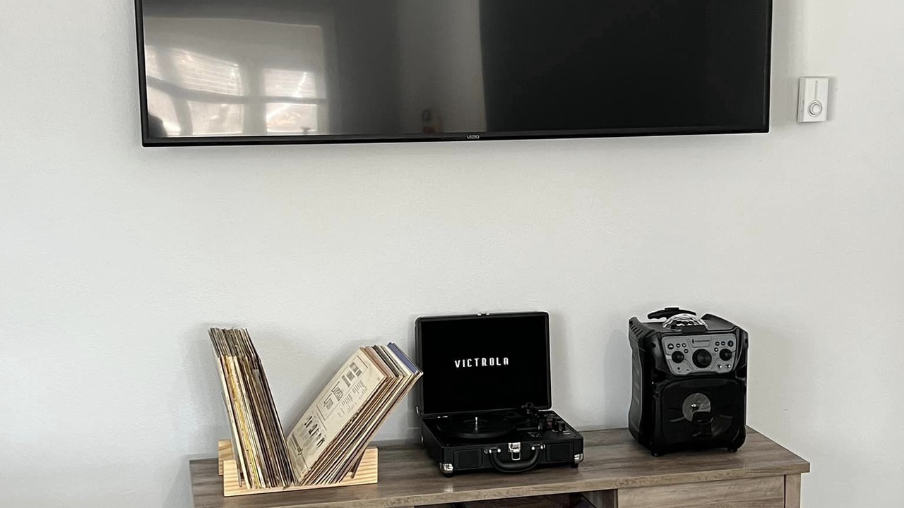 Photo of Bedroom in King