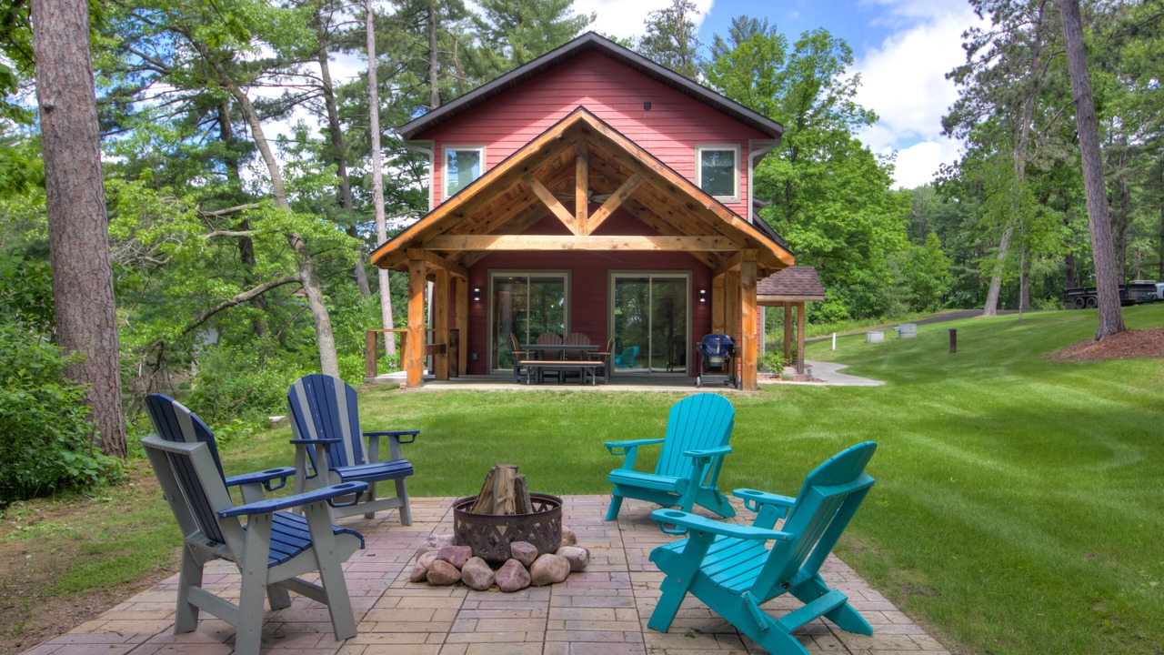 Photo of Patio Balcony in Tainter Lake