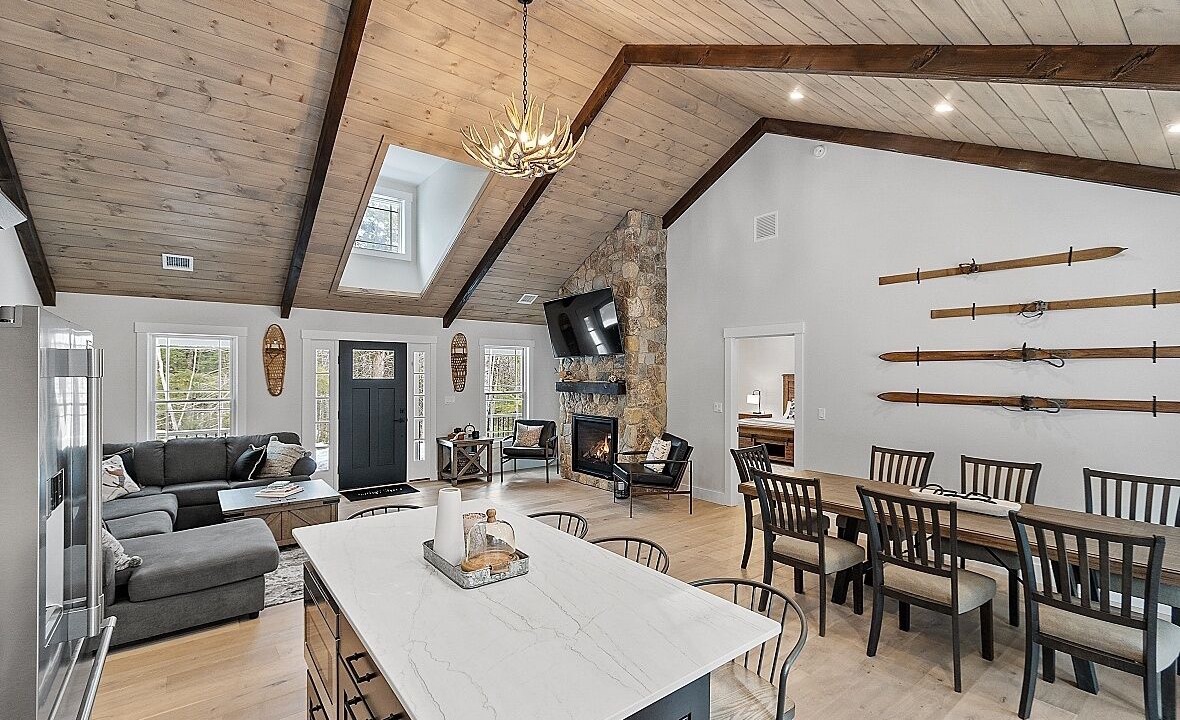 Photo of Bedroom in North Woodstock