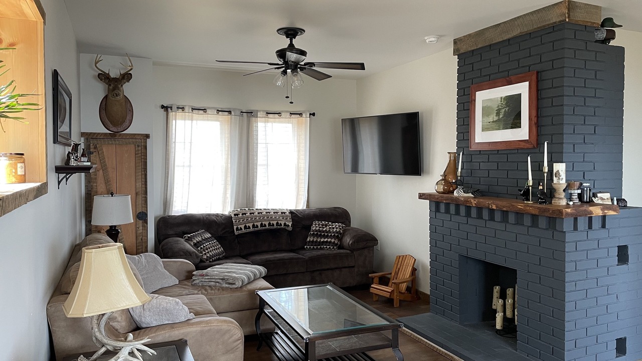 Photo of Livingroom in Champlain
