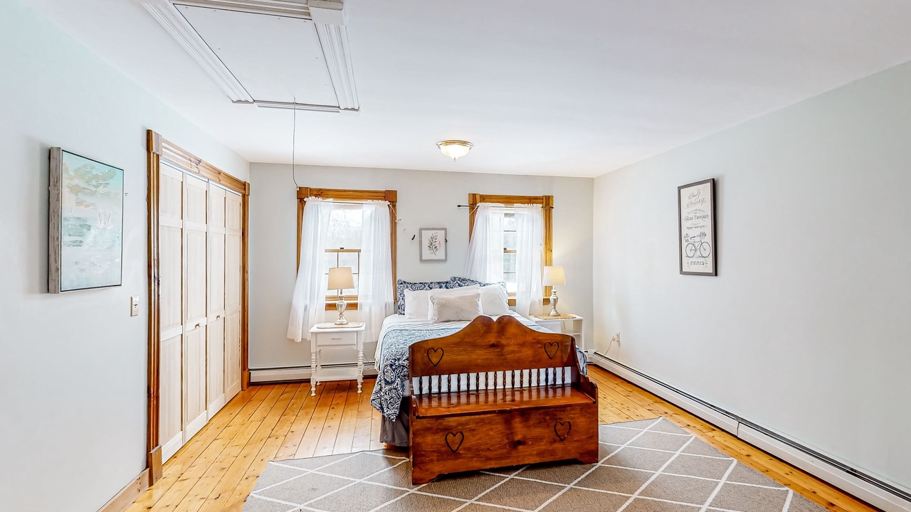 Photo of Bedroom in Jeffersonville