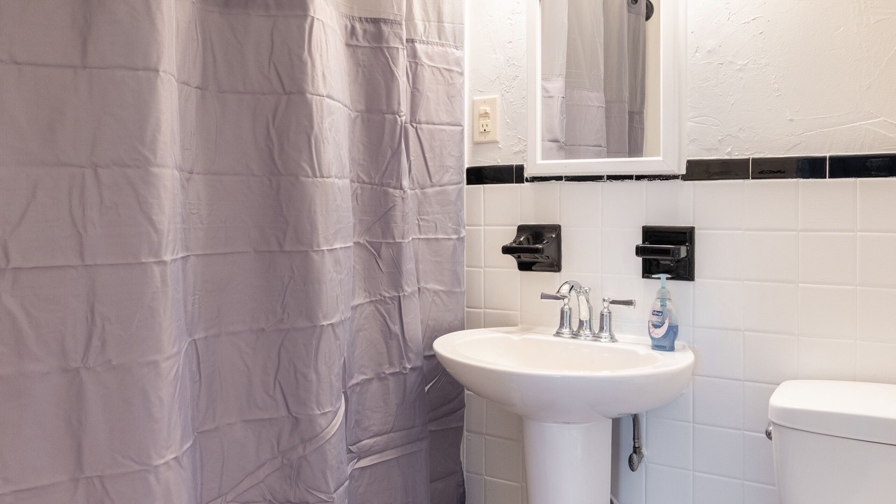 Photo of Bathroom in Fairview Park