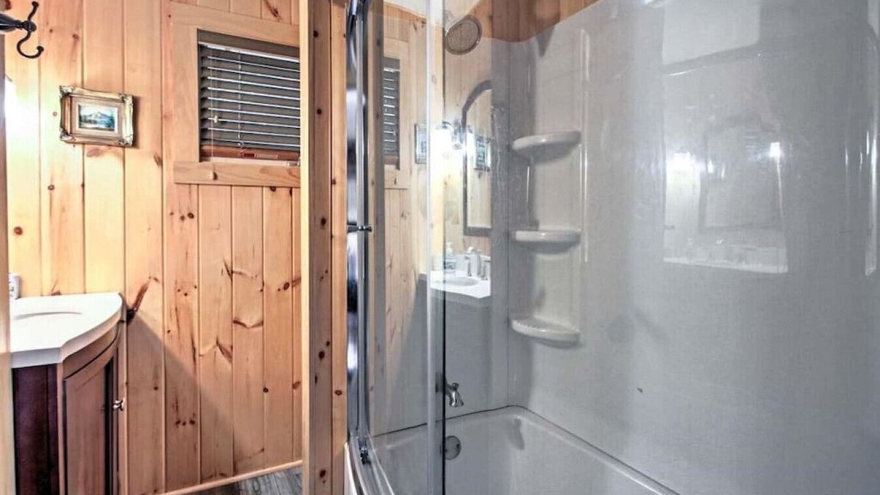 Photo of Bathroom in Woodsville