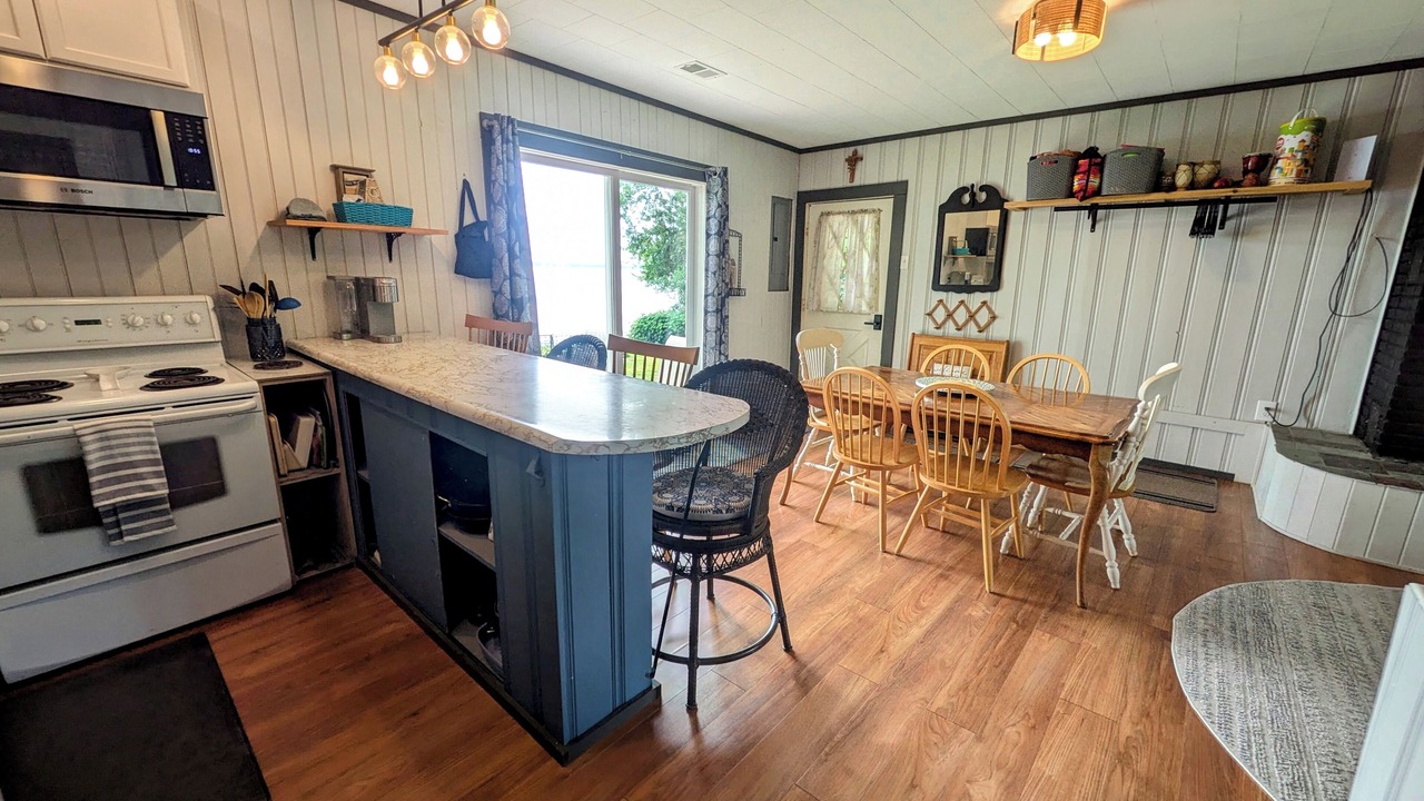 Photo of Kitchen in Alburg