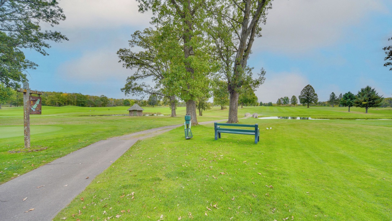 Photo of Outdoor in Birchwood