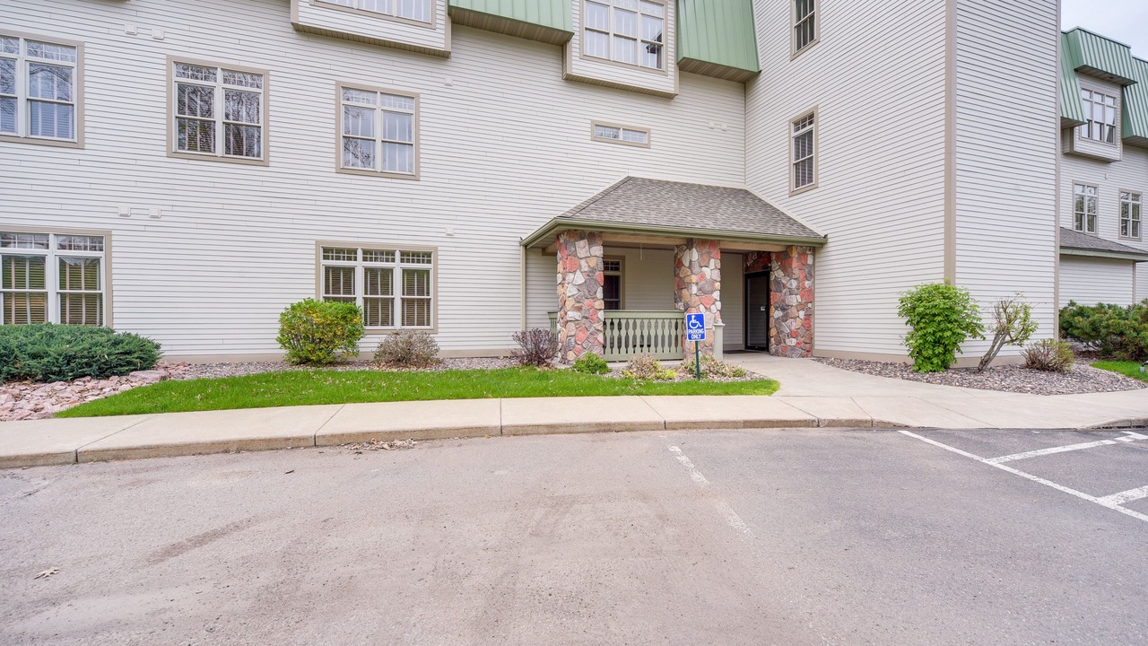 Photo of Outdoor in Birchwood
