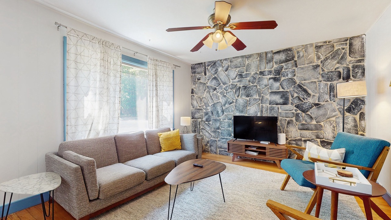 Photo of Livingroom in Kittery