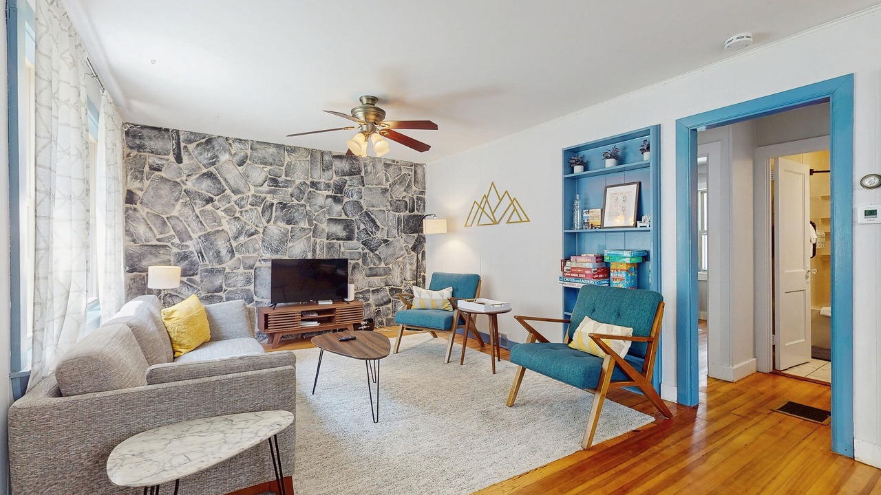 Photo of Livingroom in Kittery