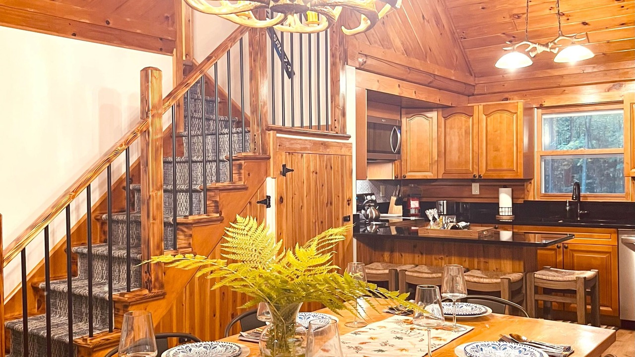 Photo of Bedroom in North Creek