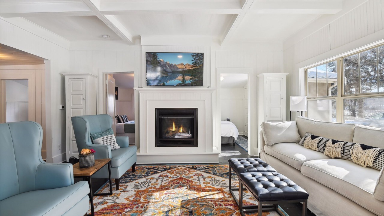 Photo of Livingroom in Tonka Bay