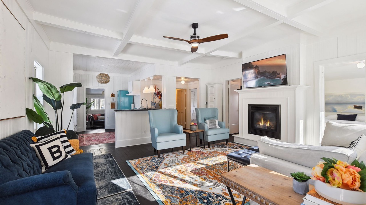 Photo of Livingroom in Tonka Bay