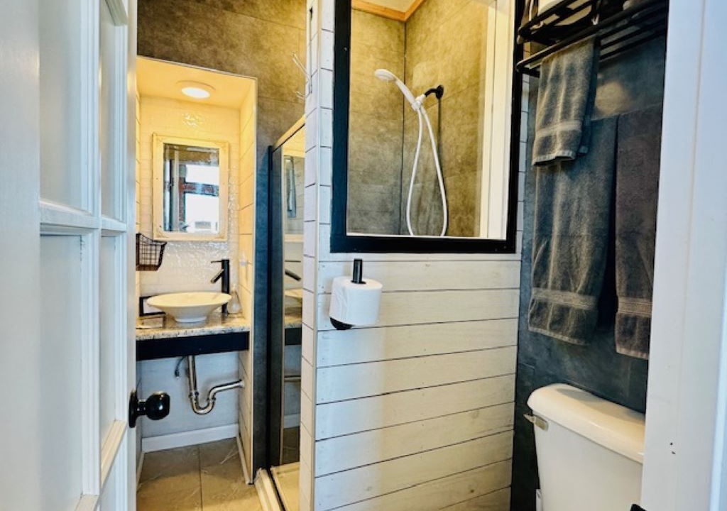 Photo of Bathroom in Lake City
