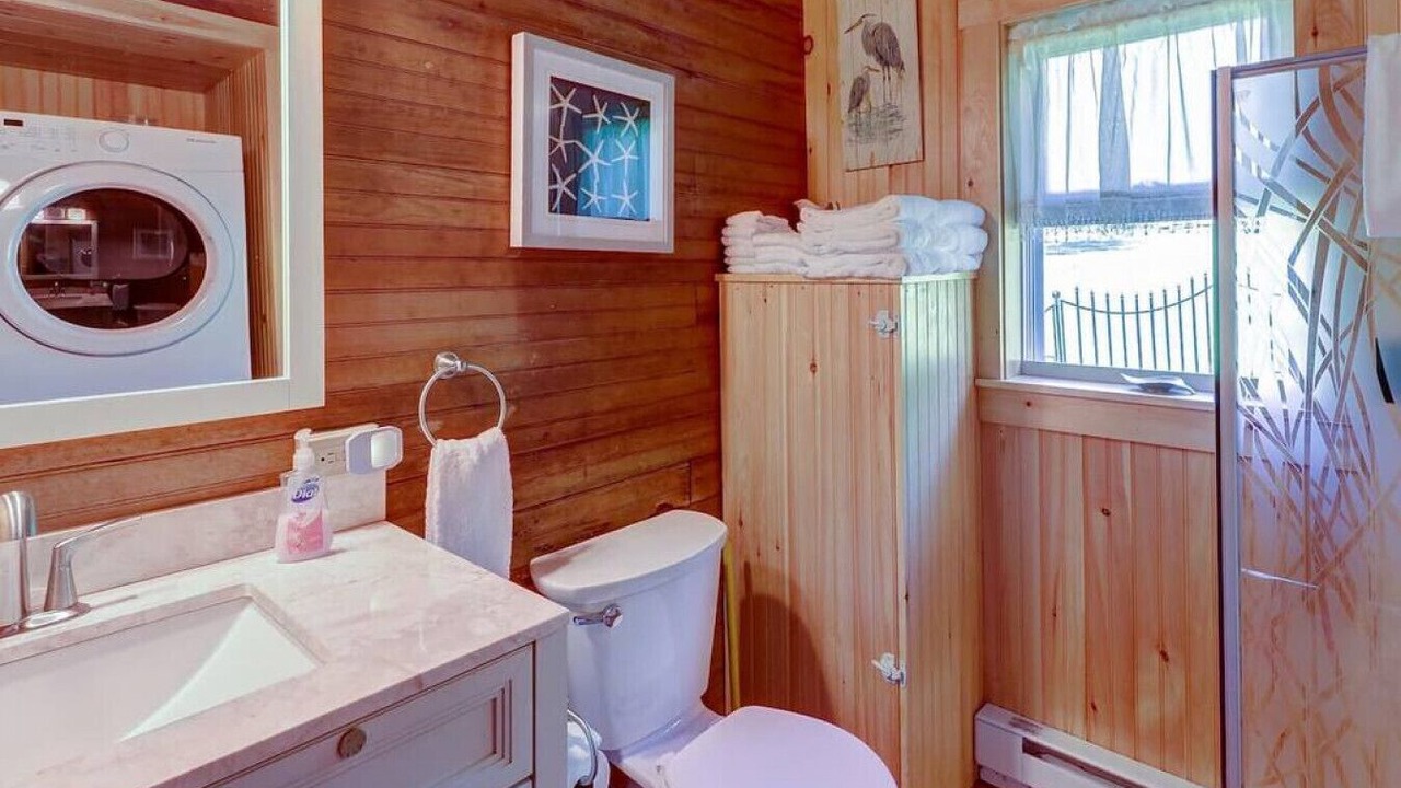 Photo of Bathroom in Grand Isle