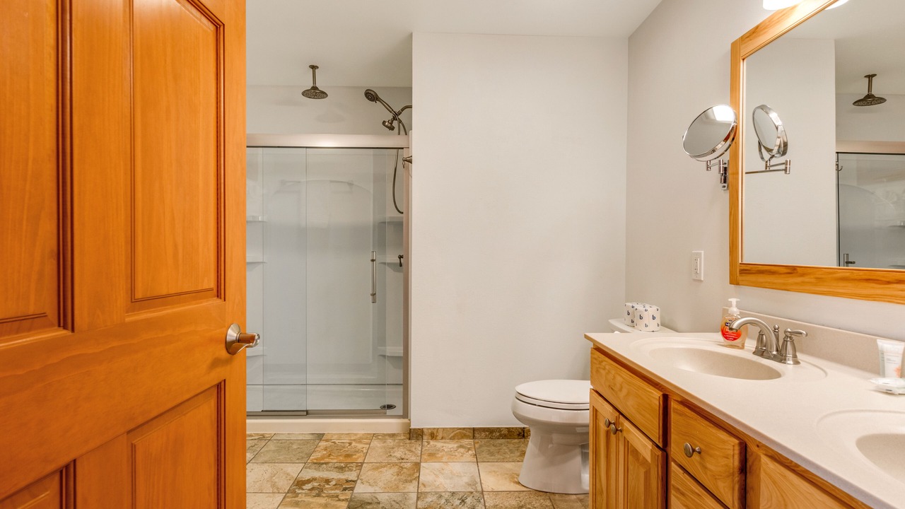 Photo of Bathroom in Arkdale