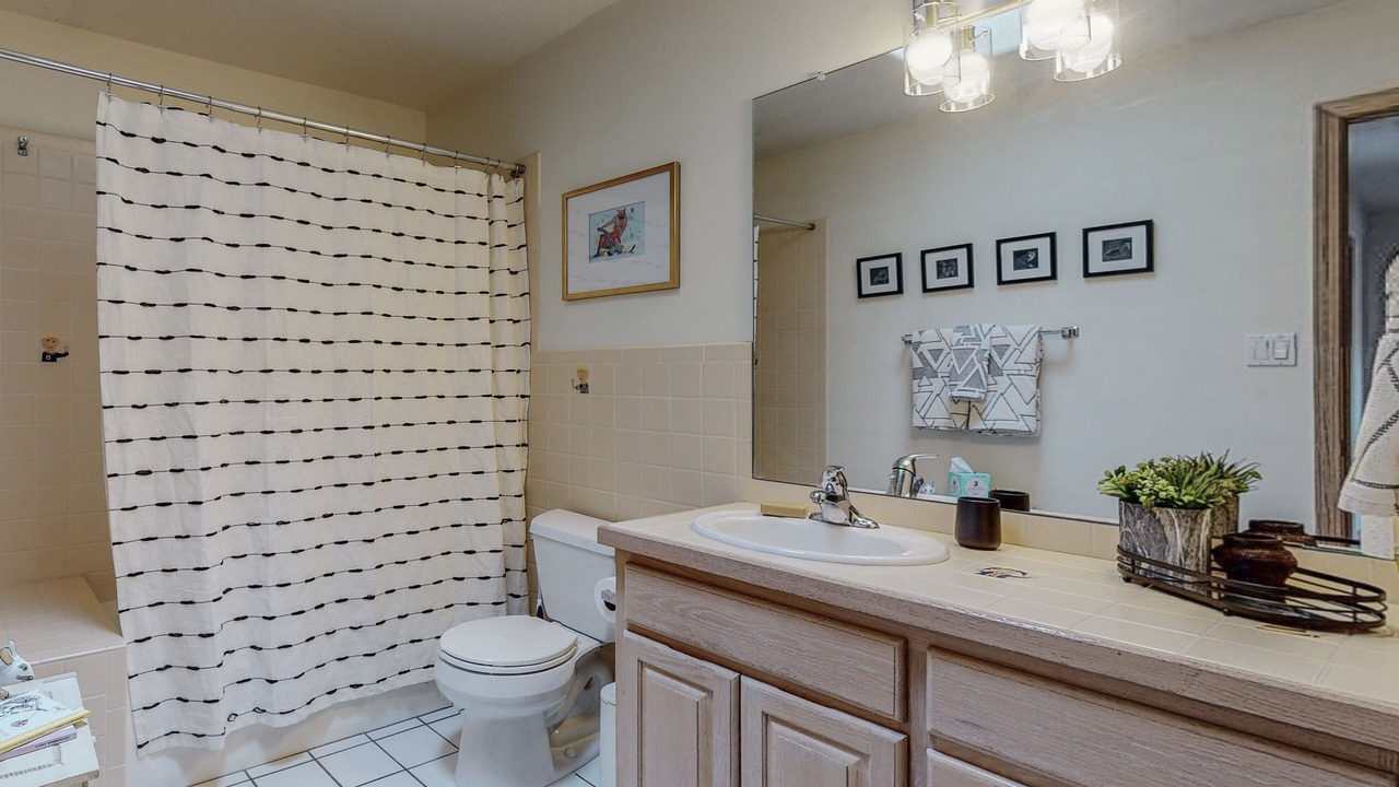 Photo of Bathroom in Corrales