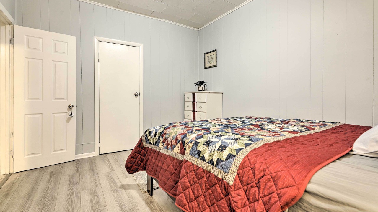 Photo of Bedroom in Springfield