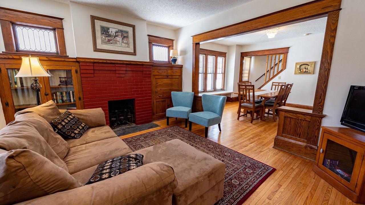 Photo of Bedroom in Midway