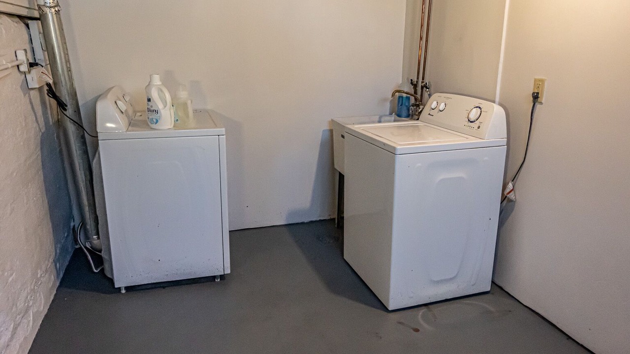 Photo of Bedroom in Midway