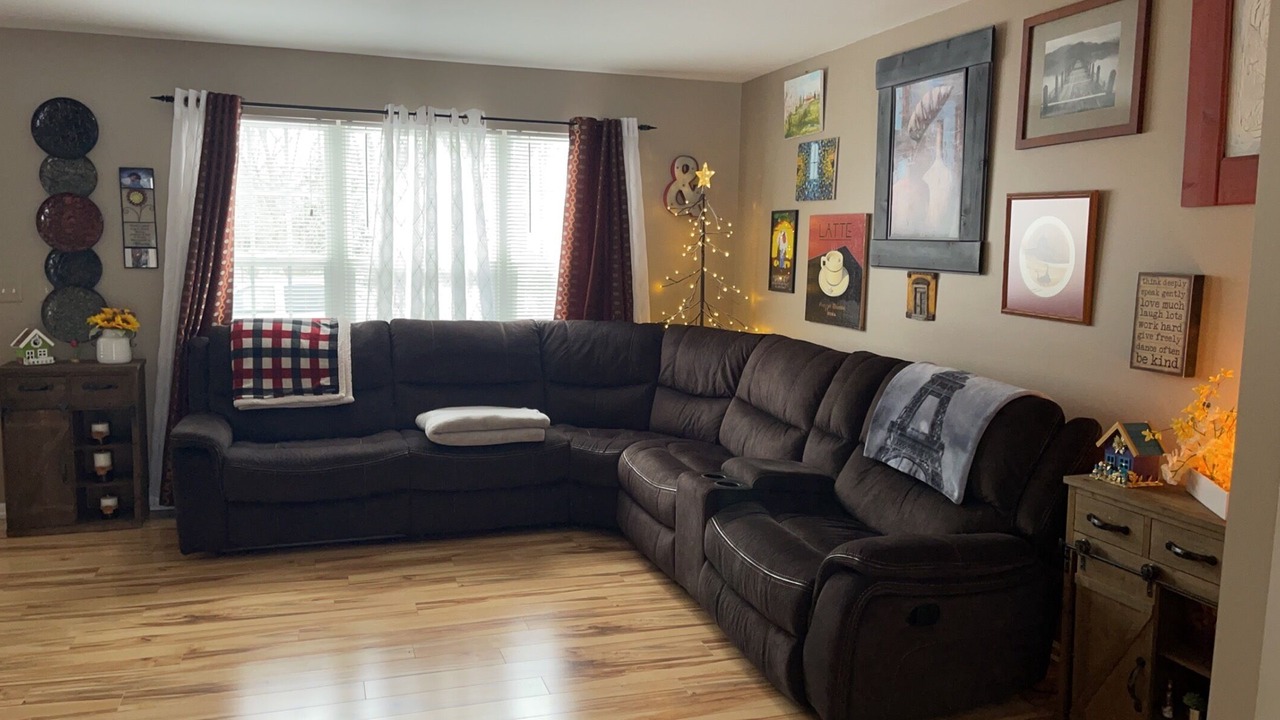 Photo of Livingroom in Auburn Hills