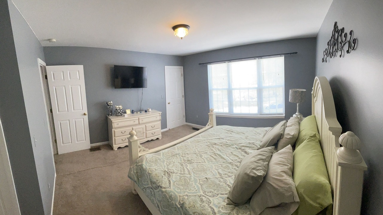Photo of Bedroom in Auburn Hills