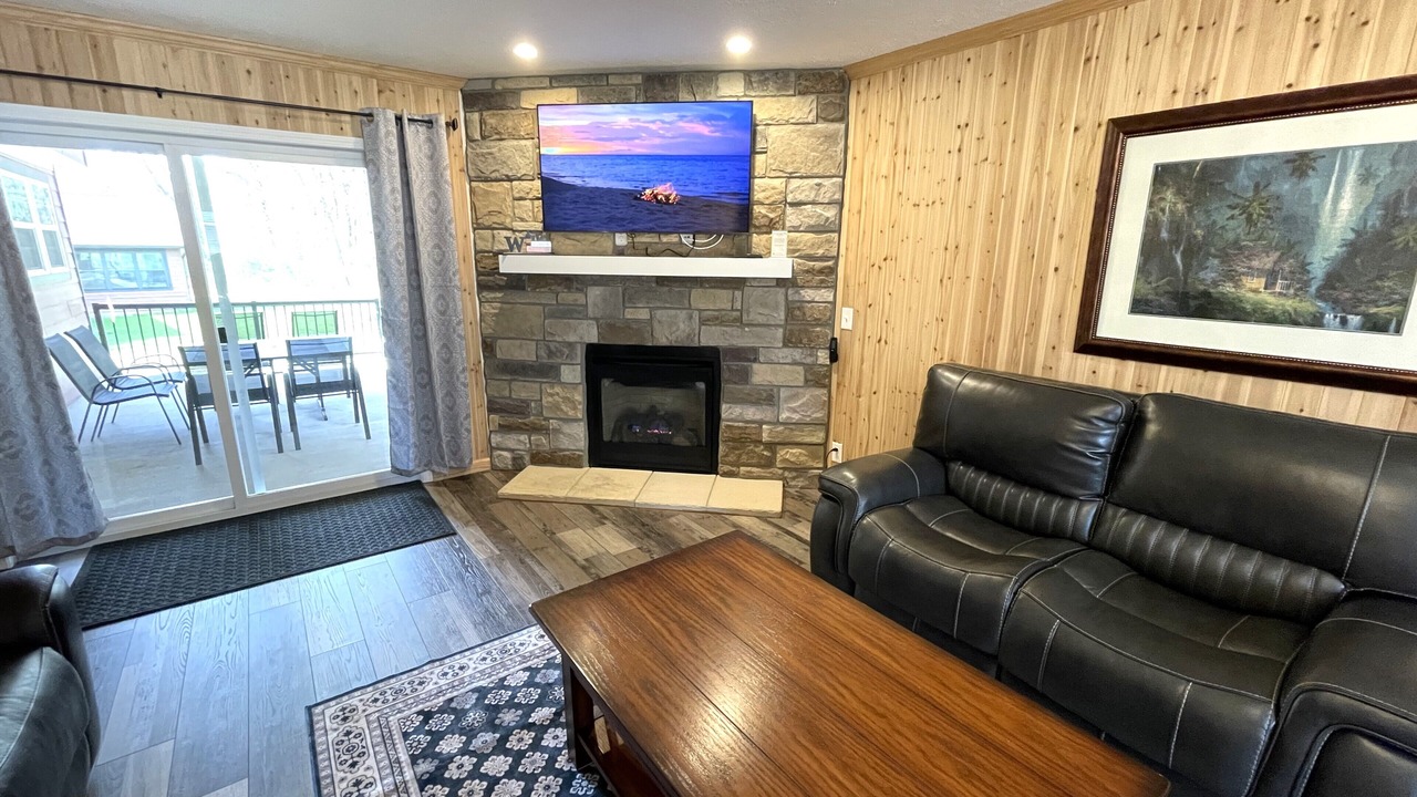 Photo of Livingroom in Spring Brook