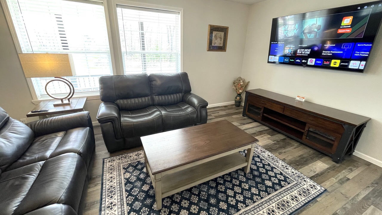 Photo of Livingroom in Spring Brook