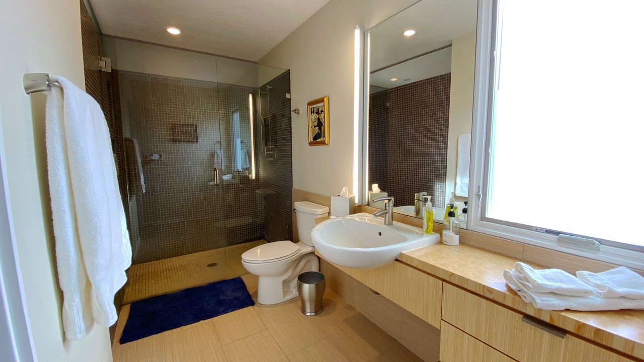 Photo of Bathroom in Sandia Heights South