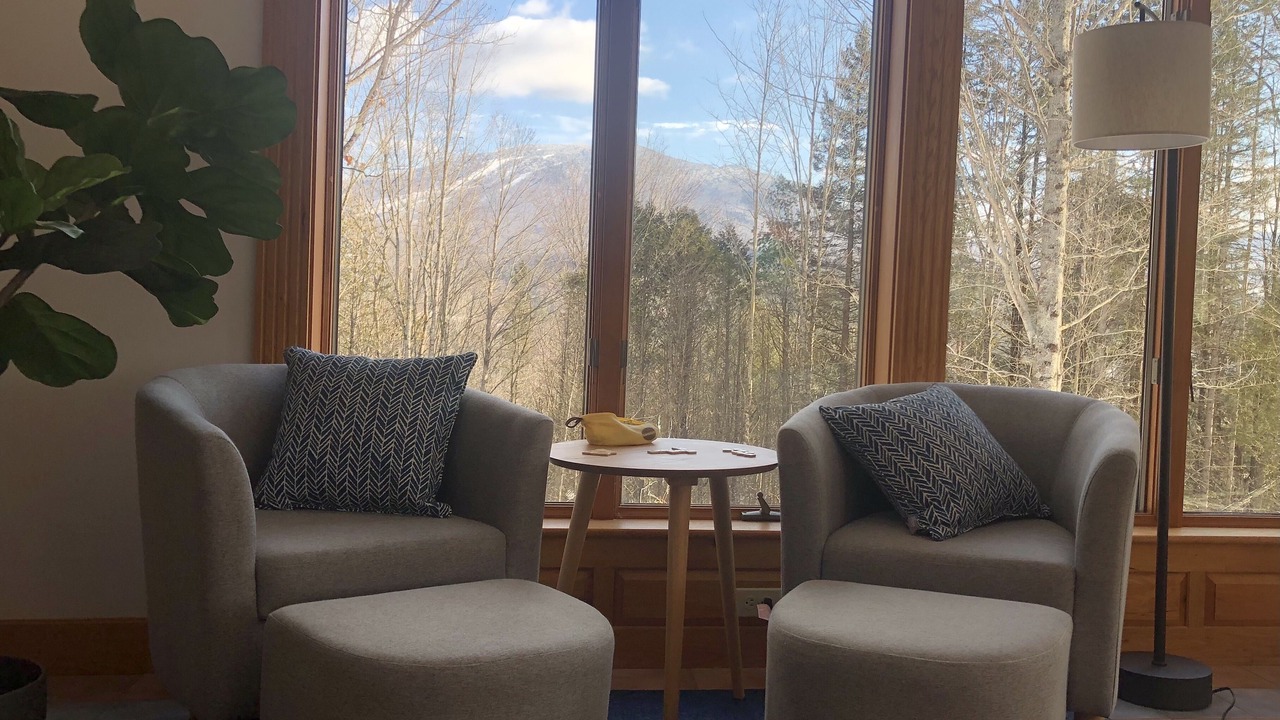 Photo of Livingroom in East Burke