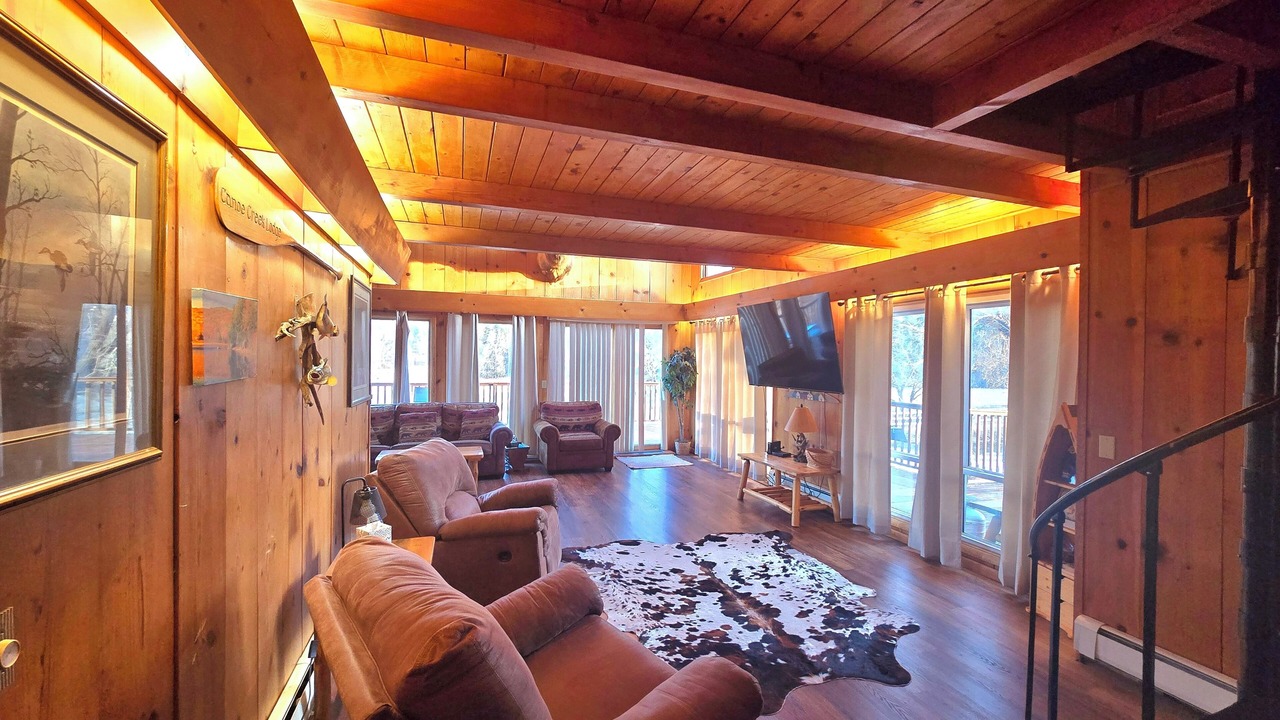 Photo of Livingroom in Decorah