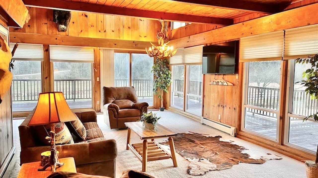 Photo of Livingroom in Decorah