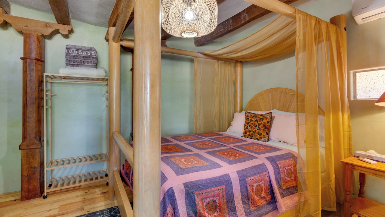 Photo of Bedroom in Santa Cruz