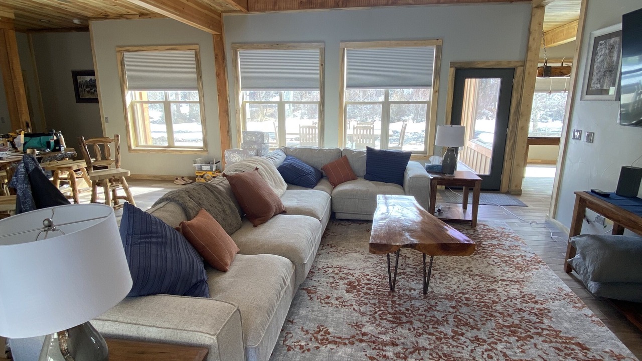 Photo of Livingroom in South Fork