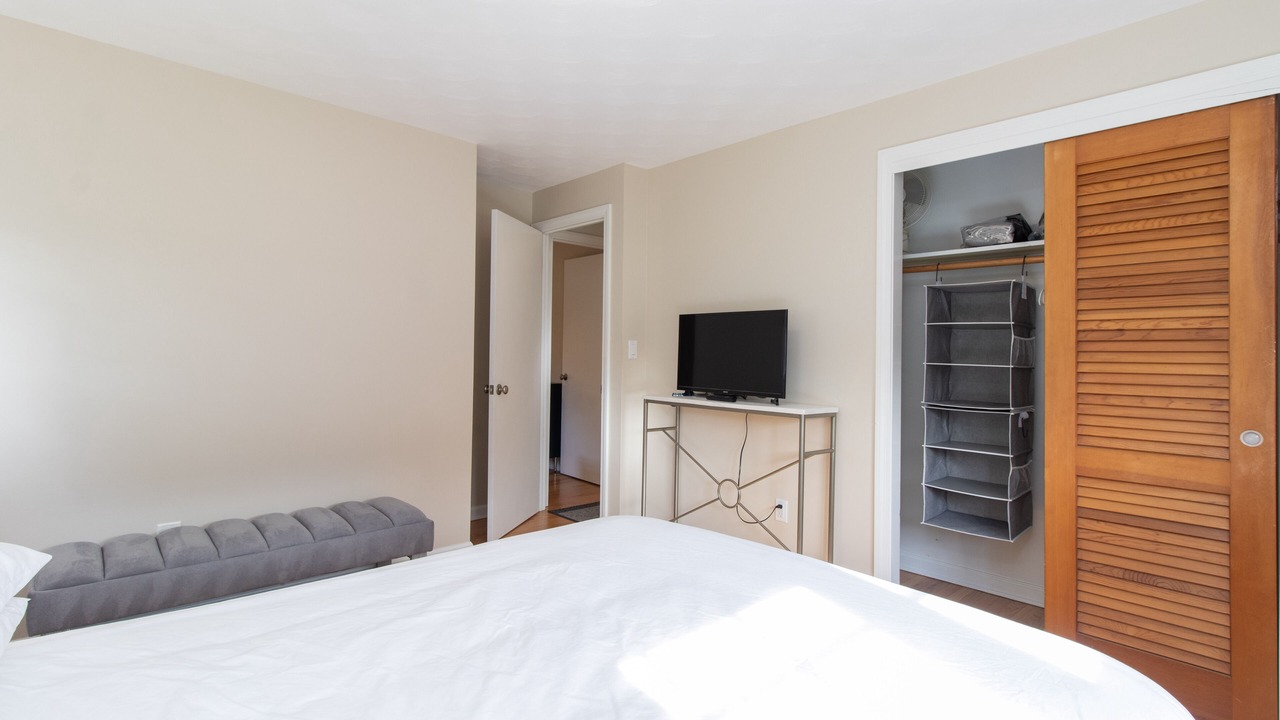 Photo of Bedroom in Avon