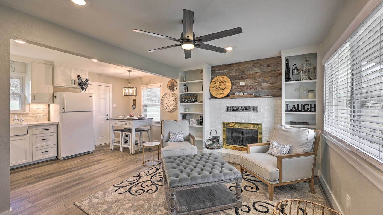 Photo of Livingroom in Hodgen
