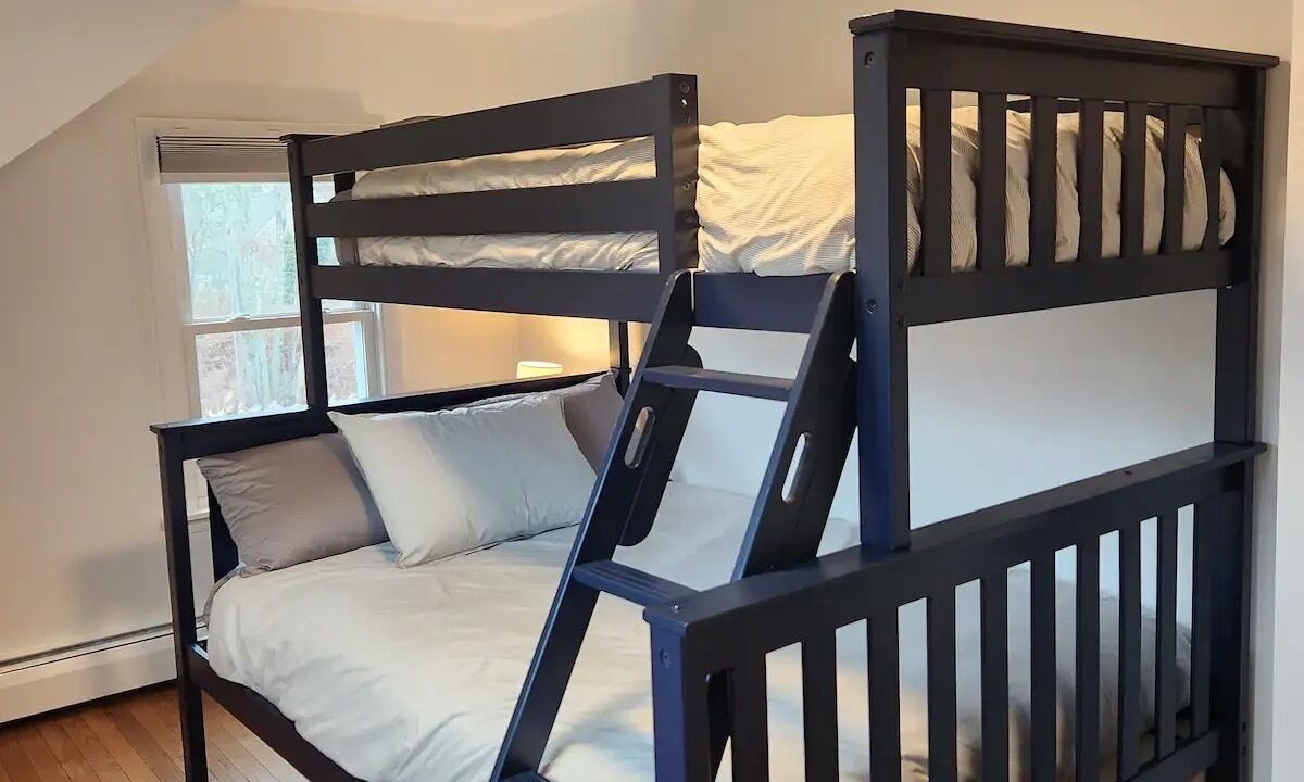 Photo of Bedroom in Lakeside