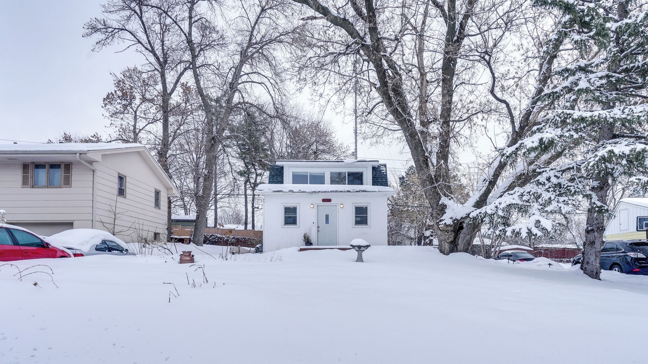 Photo of Outdoor in Golden Valley