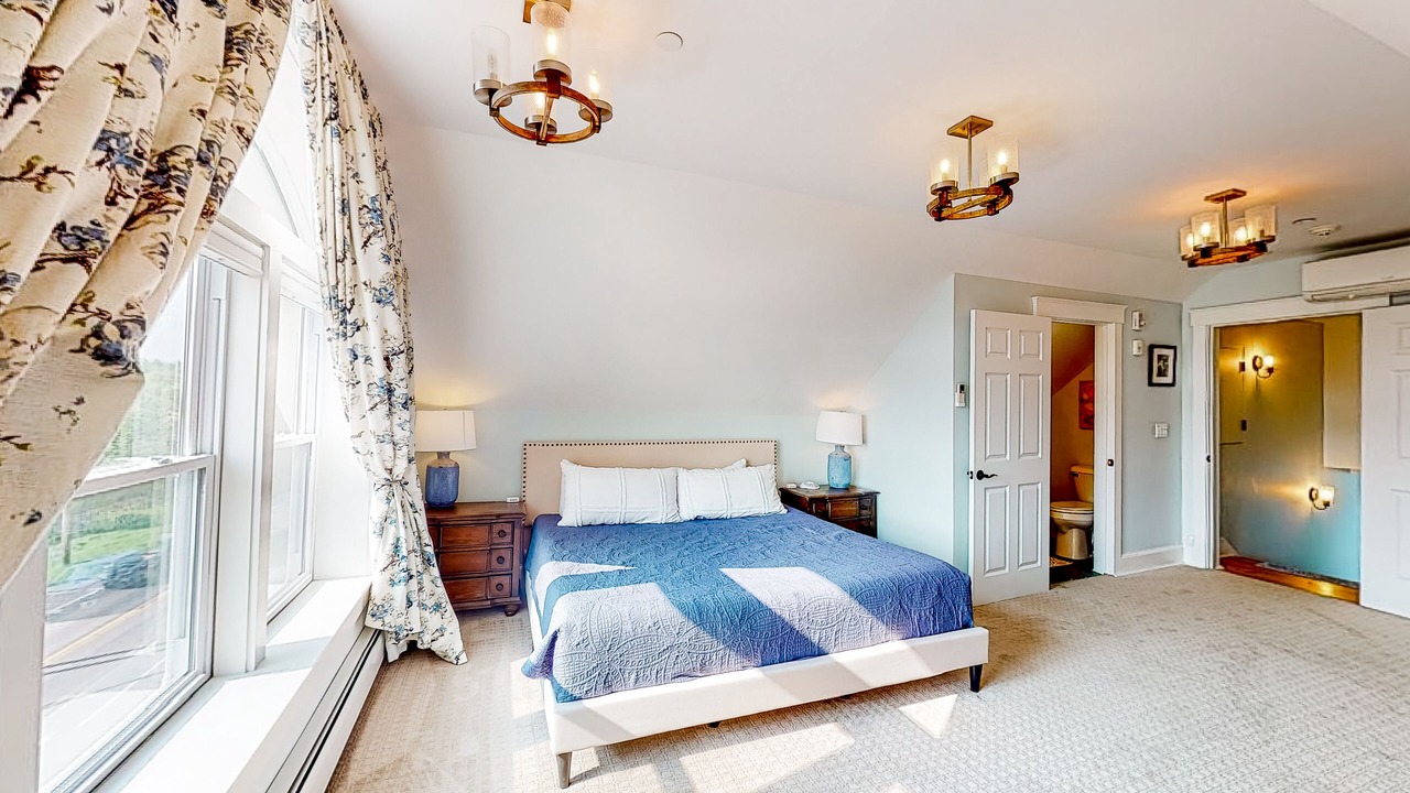 Photo of Bedroom in Waterbury Center